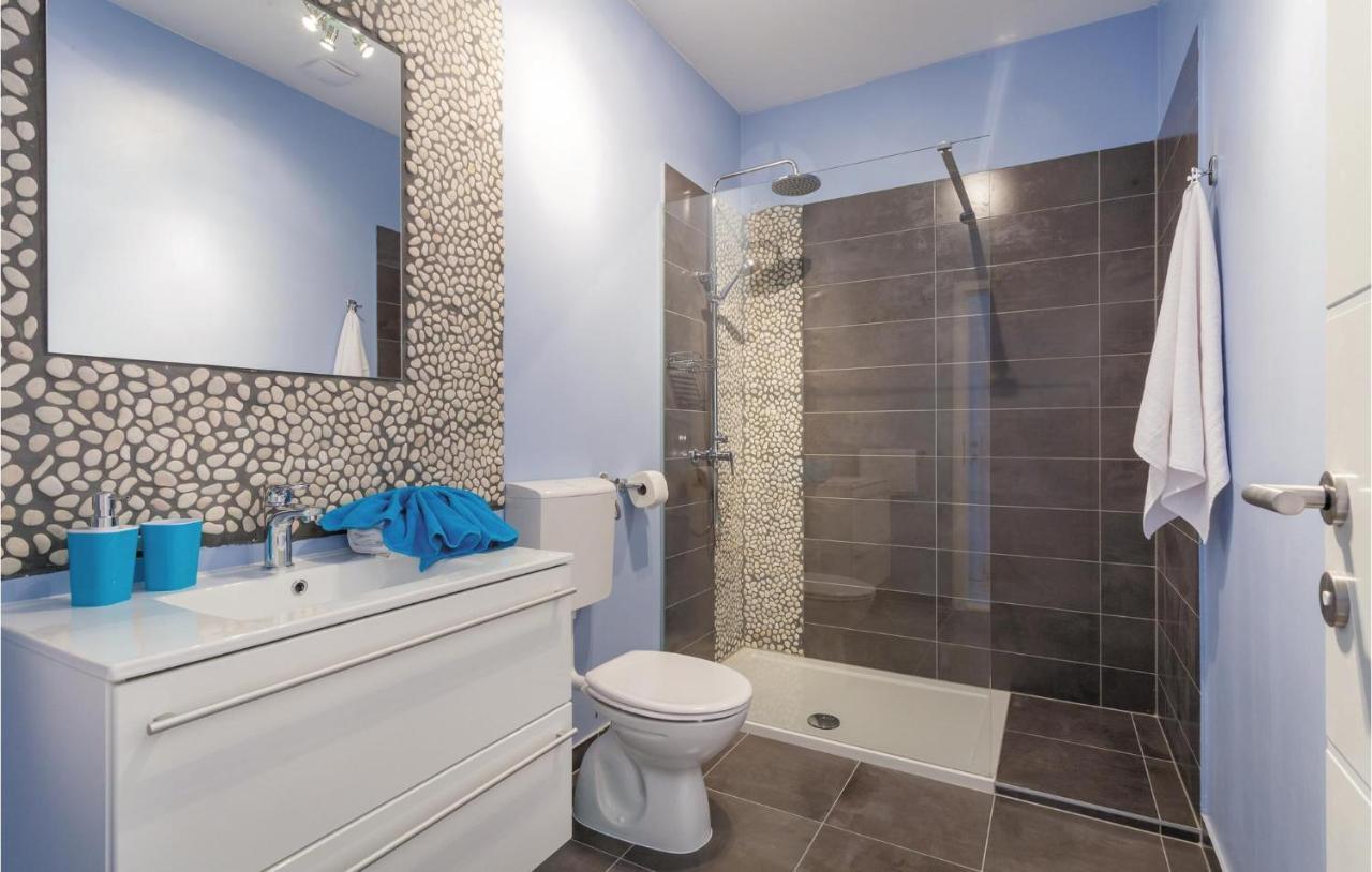 Kaštela Lovely Apartment In Kastel Stafilic With Jacuzzi מראה חיצוני תמונה