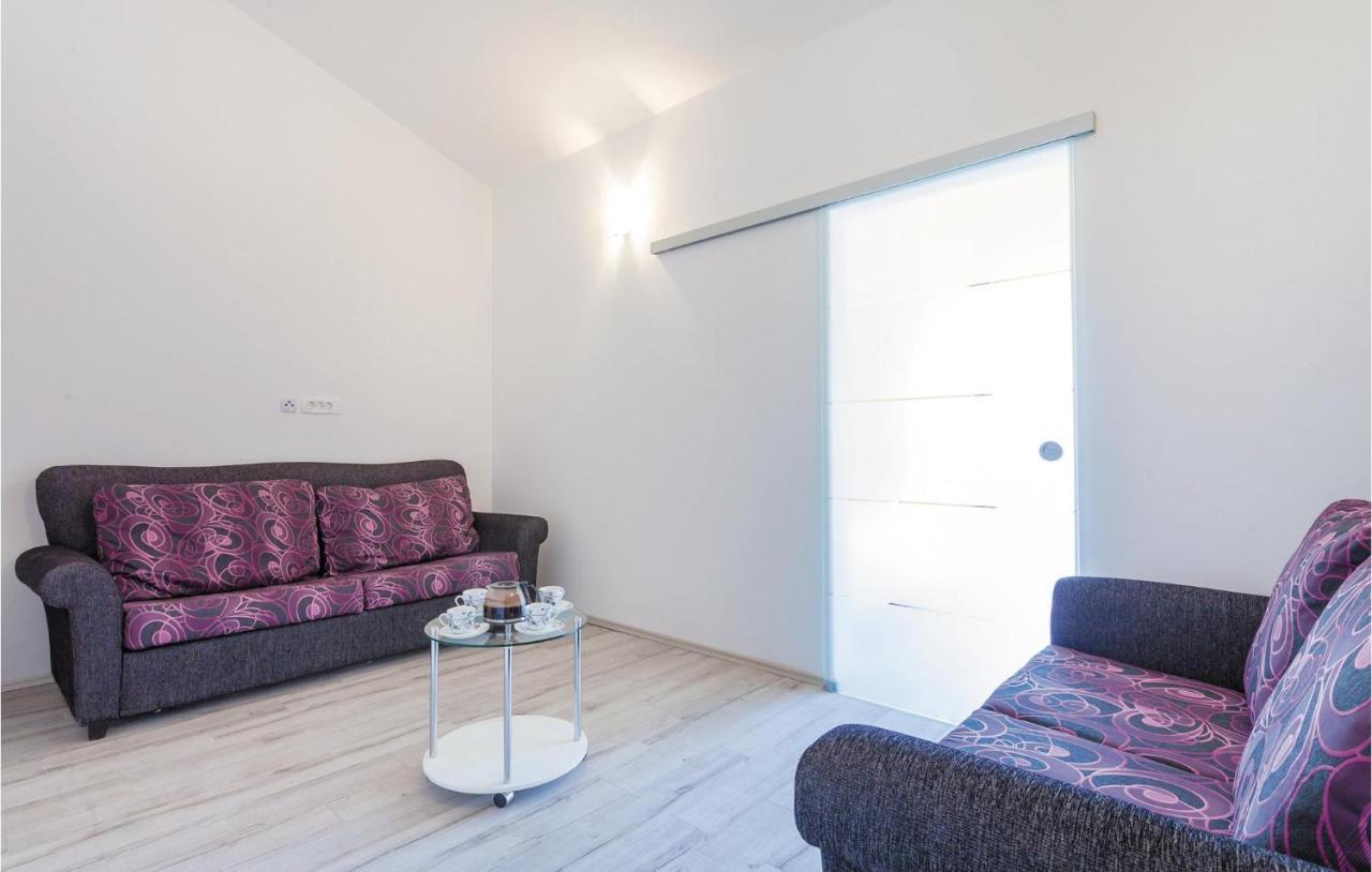 Kaštela Lovely Apartment In Kastel Stafilic With Jacuzzi מראה חיצוני תמונה